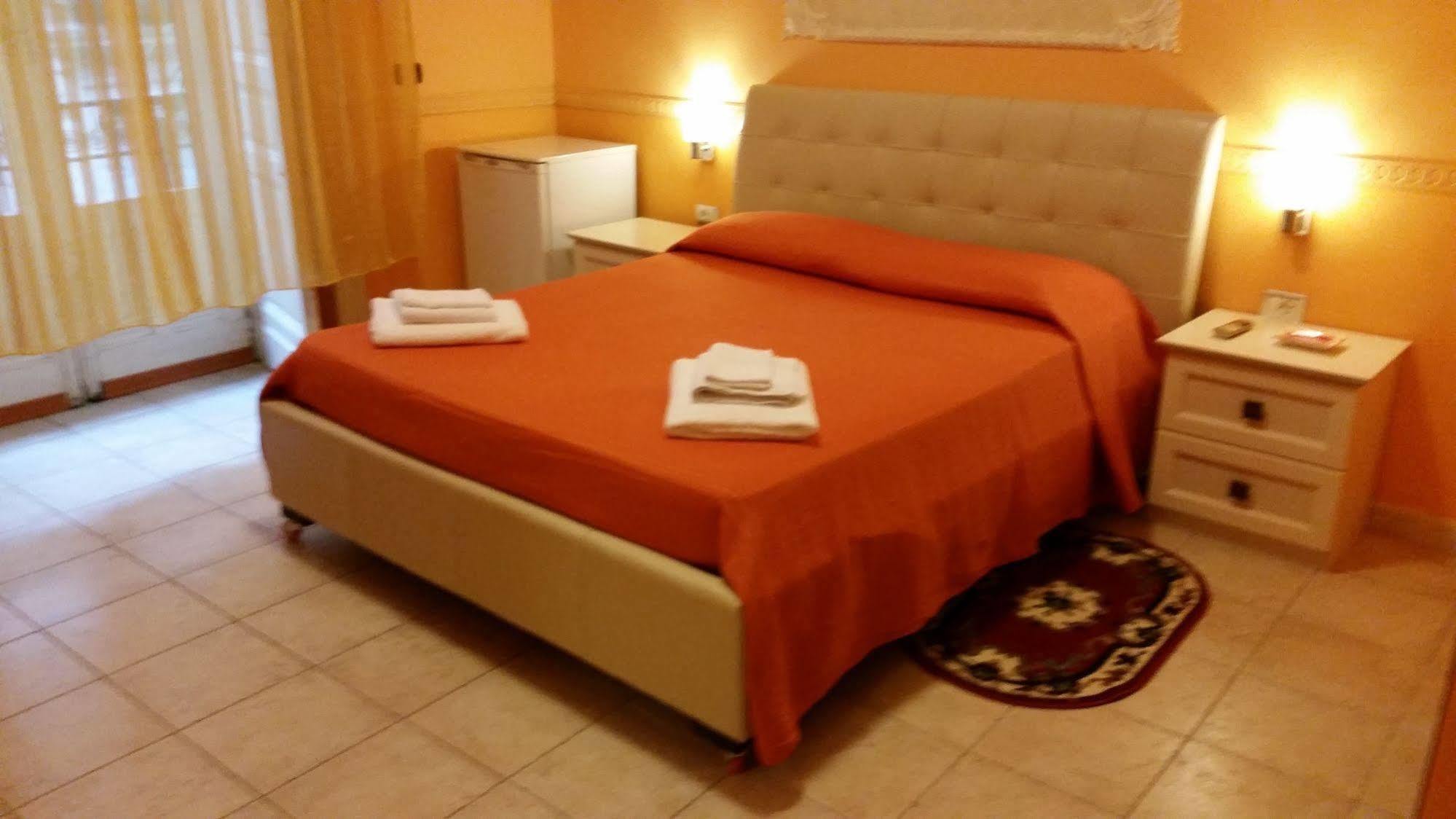 Hotel Gorizia Catania Exterior photo